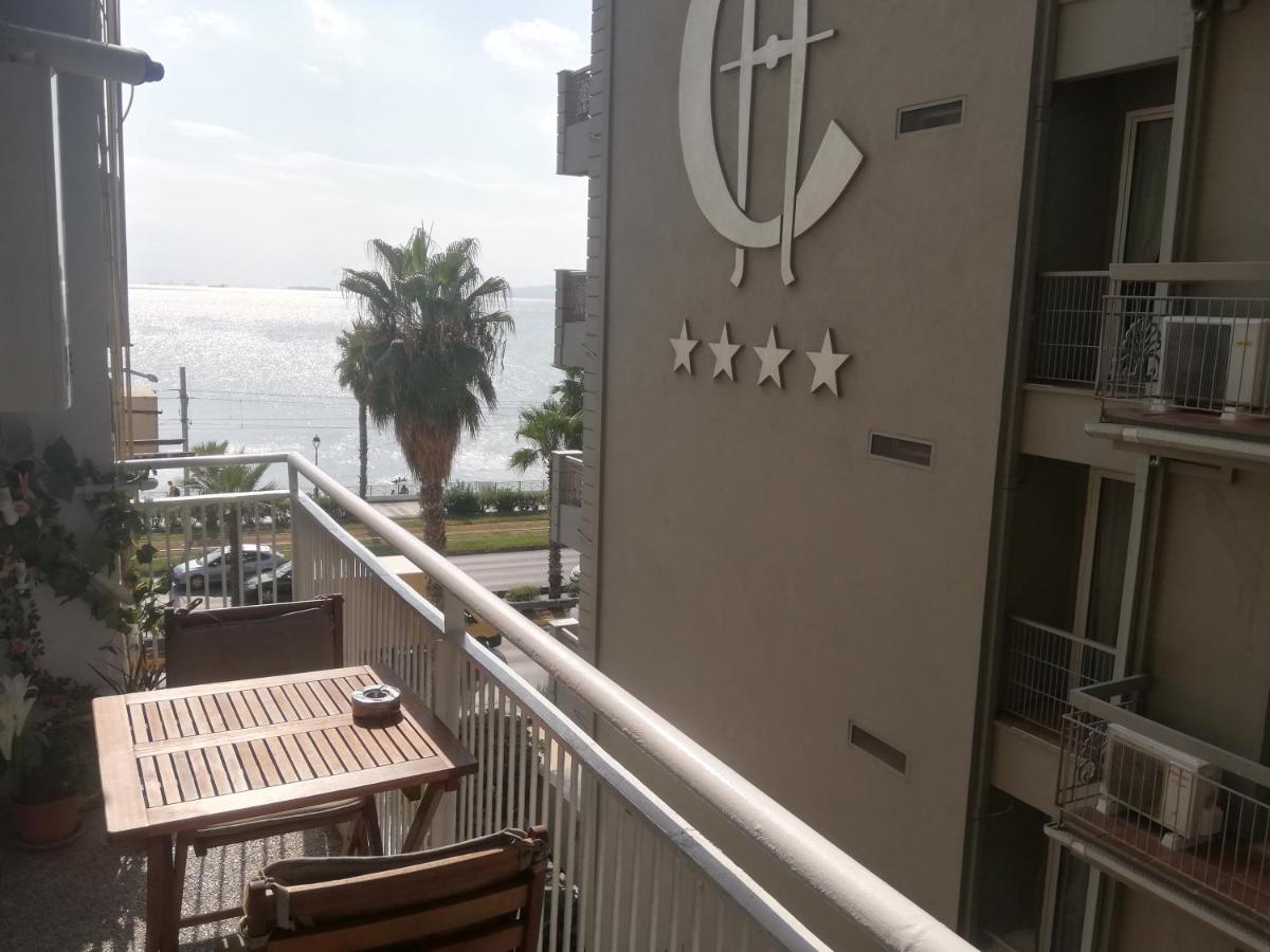 Athens Riviera Apt With Seaview, 15' To Acropolis Eksteriør bilde